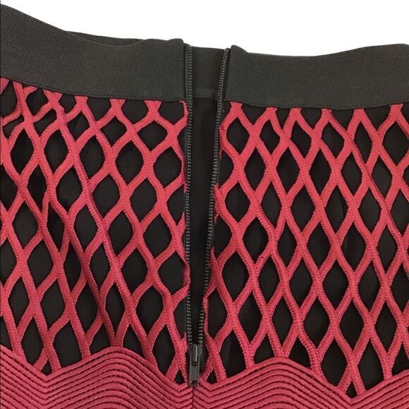 Self-Portrait Red Midi Skirt Cut Out Lace Pencil Skirt New Size 2 - Picture 8 of 12